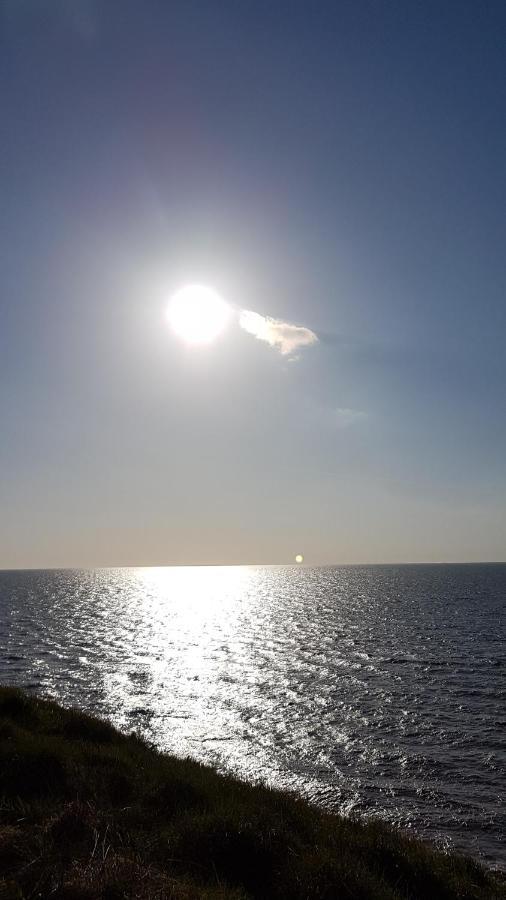Only Family Groups - Pets Stay For Free - Sleeps 8 - Sofabed Blackpool Exterior foto
